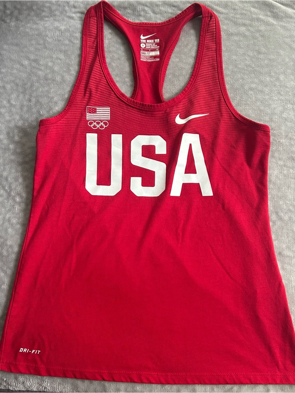 Nike tank